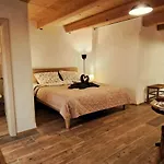 Gæstehus Petidomi 88 - Rozmberska 3*