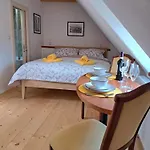 Petidomi 88 - Rozmberska 3* Český Krumlov