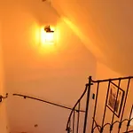 Petidomi 88 - Rozmberska Gæstehus