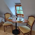 Petidomi 88 - Rozmberska