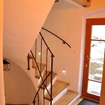 Petidomi 88 - Rozmberska 3*