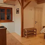 Petidomi 88 - Rozmberska