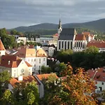 Petidomi 88 - Rozmberska Gæstehus