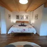 Petidomi 88 - Rozmberska 3*