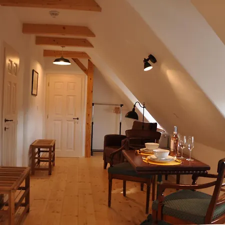 Pětidomí 88 - Rožmberská Casa de hóspedes 3*