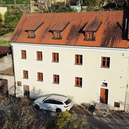 Casa de hóspedes Pětidomí 88 - Rožmberská 3*