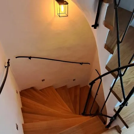 Pětidomí 88 - Rožmberská Casa de hóspedes 3*