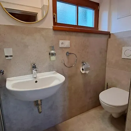 Casa de hóspedes Pětidomí 88 - Rožmberská
