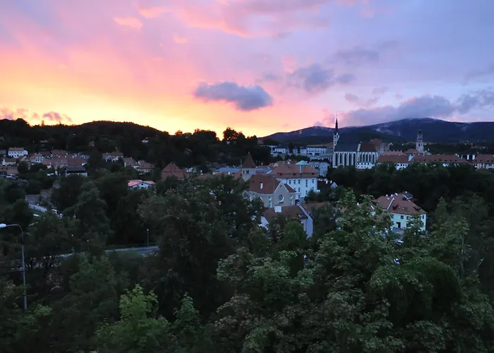 ゲストハウス Petidomi 88 - Rozmberska 4*