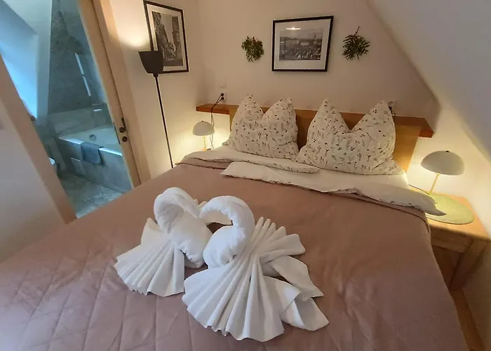 Petidomi 88 - Rozmberska Gæstehus 4*